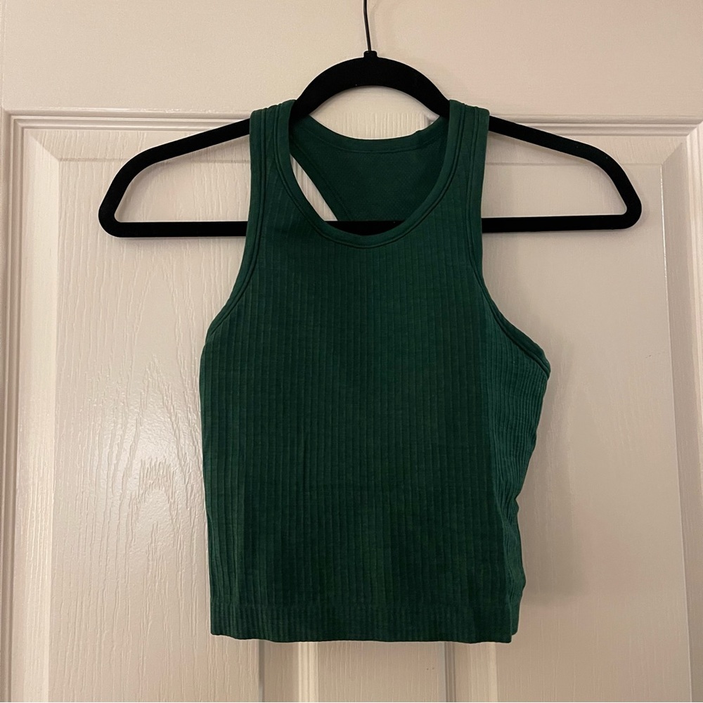 Lululemon 🍋 Ebb To Street Cropped Racerback Tank, size 4